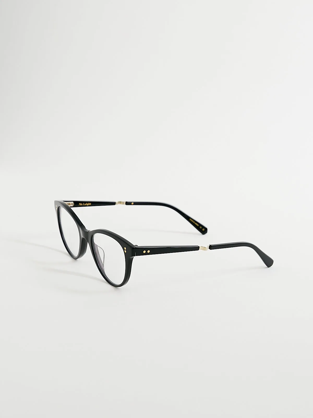 Taylor C in Black/12k White Gold