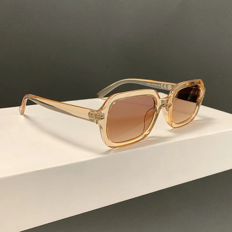 TEEK - Black Frame Distinct Sunglasses