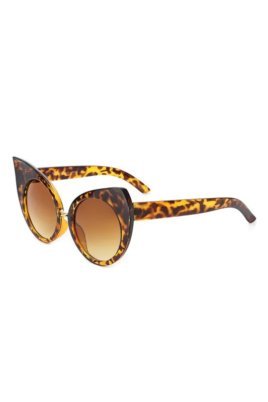 Ultra High-Point Retro 50s Women's Sunglasses UVA UVB Eye Protection Case Included