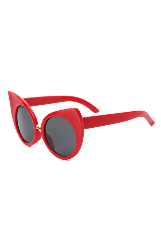Ultra High-Point Retro 50s Women's Sunglasses UVA UVB Eye Protection Case Included