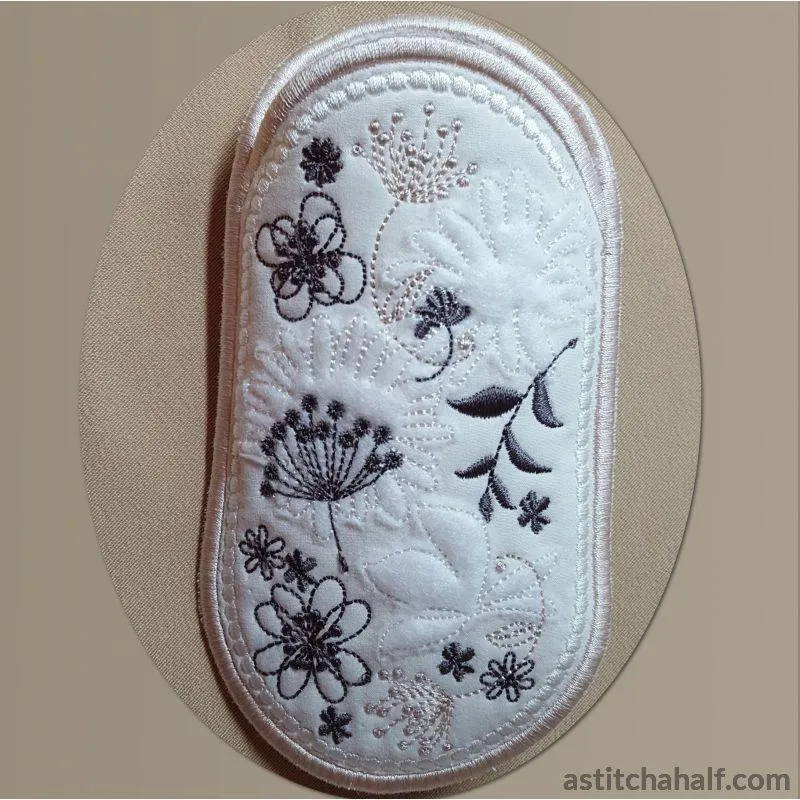 Vintage Spring Eyeglass Case