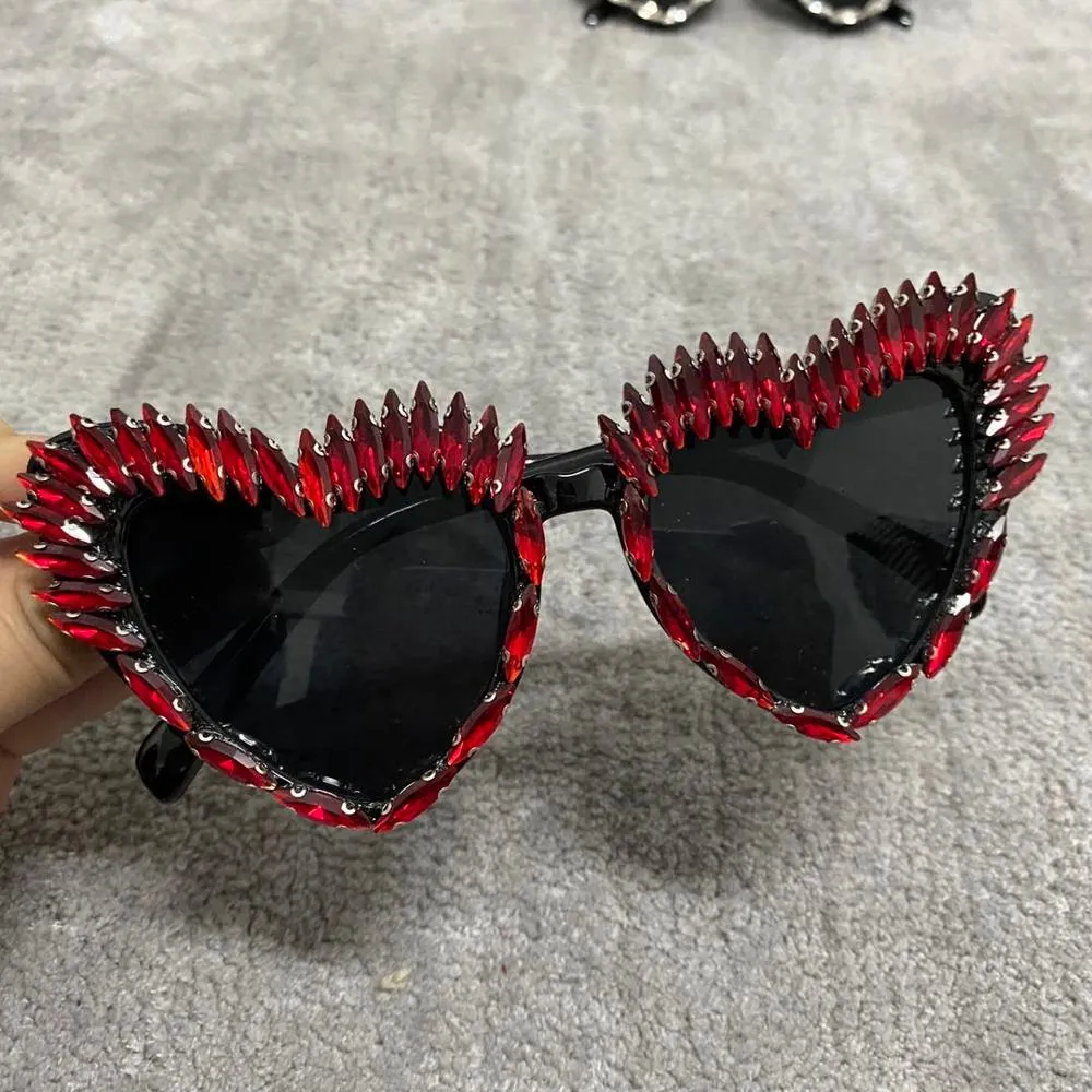 Women's Handmade Party Luxury Diamond Sexy Cat Eye Sunglasses