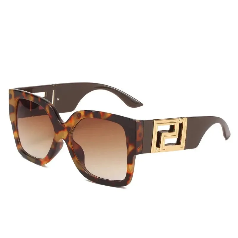 Women's Oversized Sunglasses with Gradient Shades